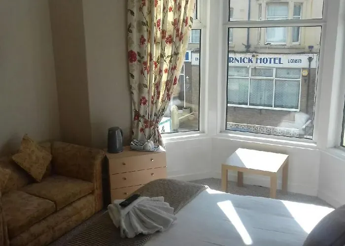 Lynwood Hotel Blackpool